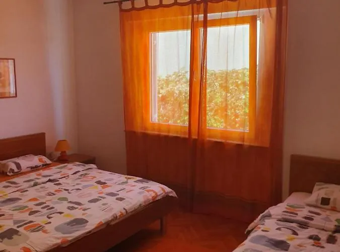 Mare * Pjescana Uvala